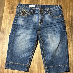 Kut from the Kloth Blue Denim Bermudas